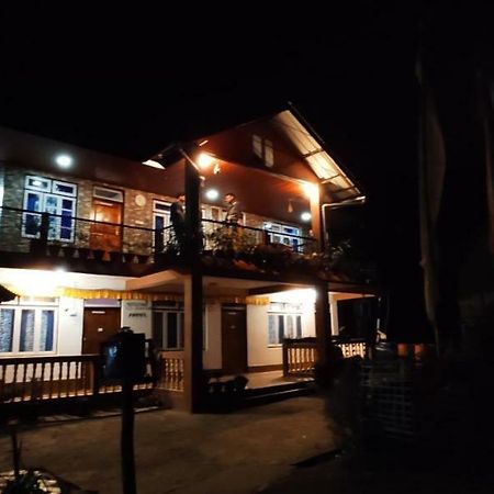 Tibet Homestay Rishop Zewnętrze zdjęcie