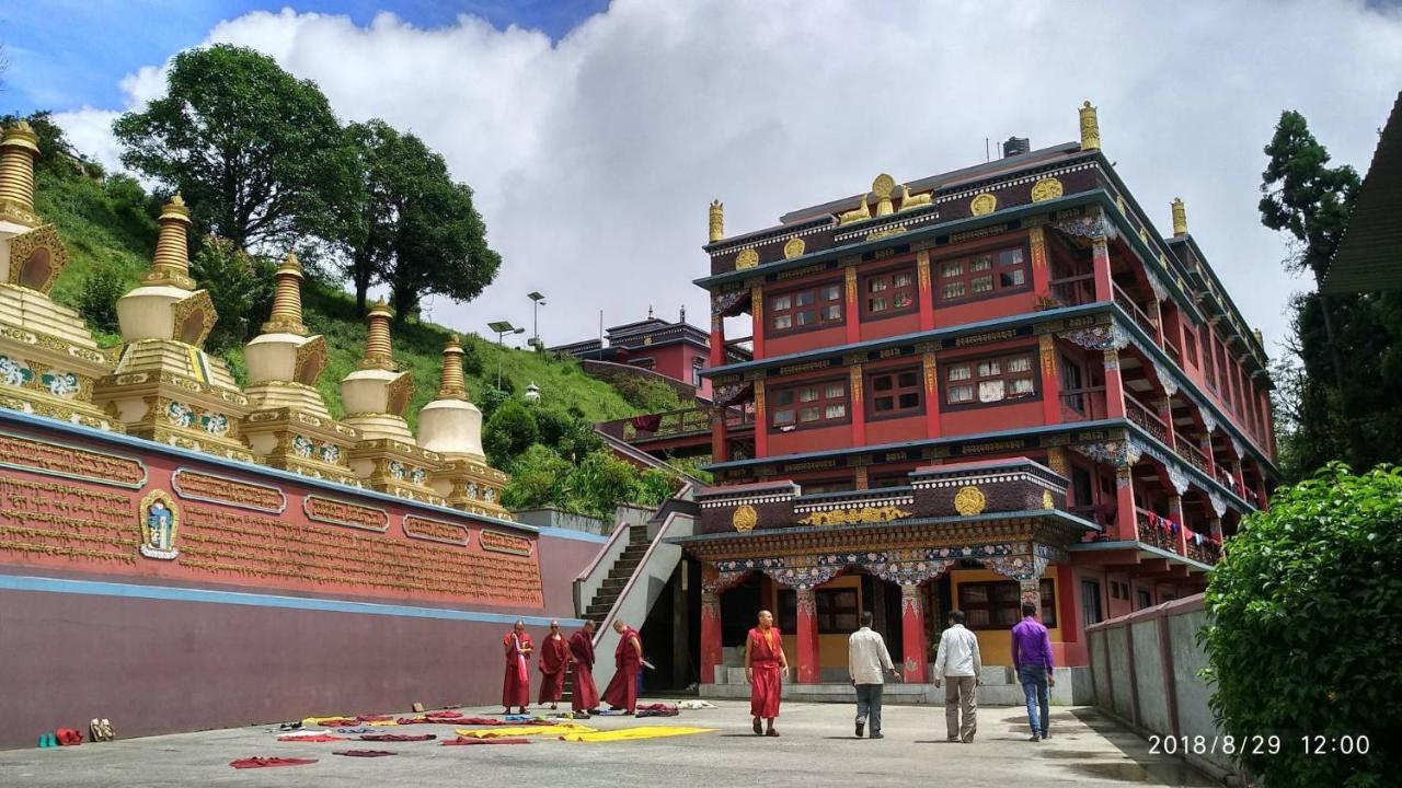 Tibet Homestay Rishop Zewnętrze zdjęcie